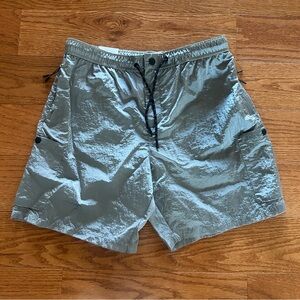 DKNY Men's Black Shorts Drawstring Zipper Size Medium Cargo Pockets NWT